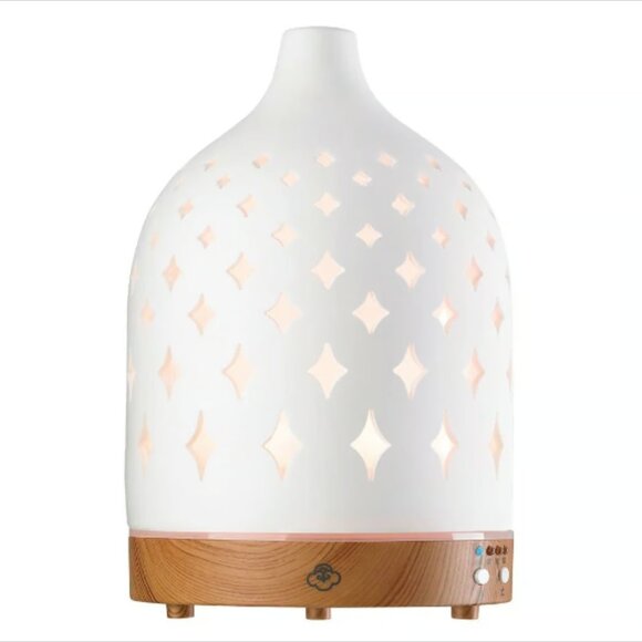 Serene House Supernova White 125 Ceramic Ultrasonic Aroma Diffuser w/ Wood Base - Picture 5 of 13